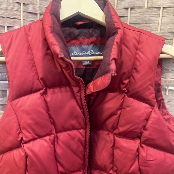Eddie Bauer Red Vest Size S - Picture 3 of 4